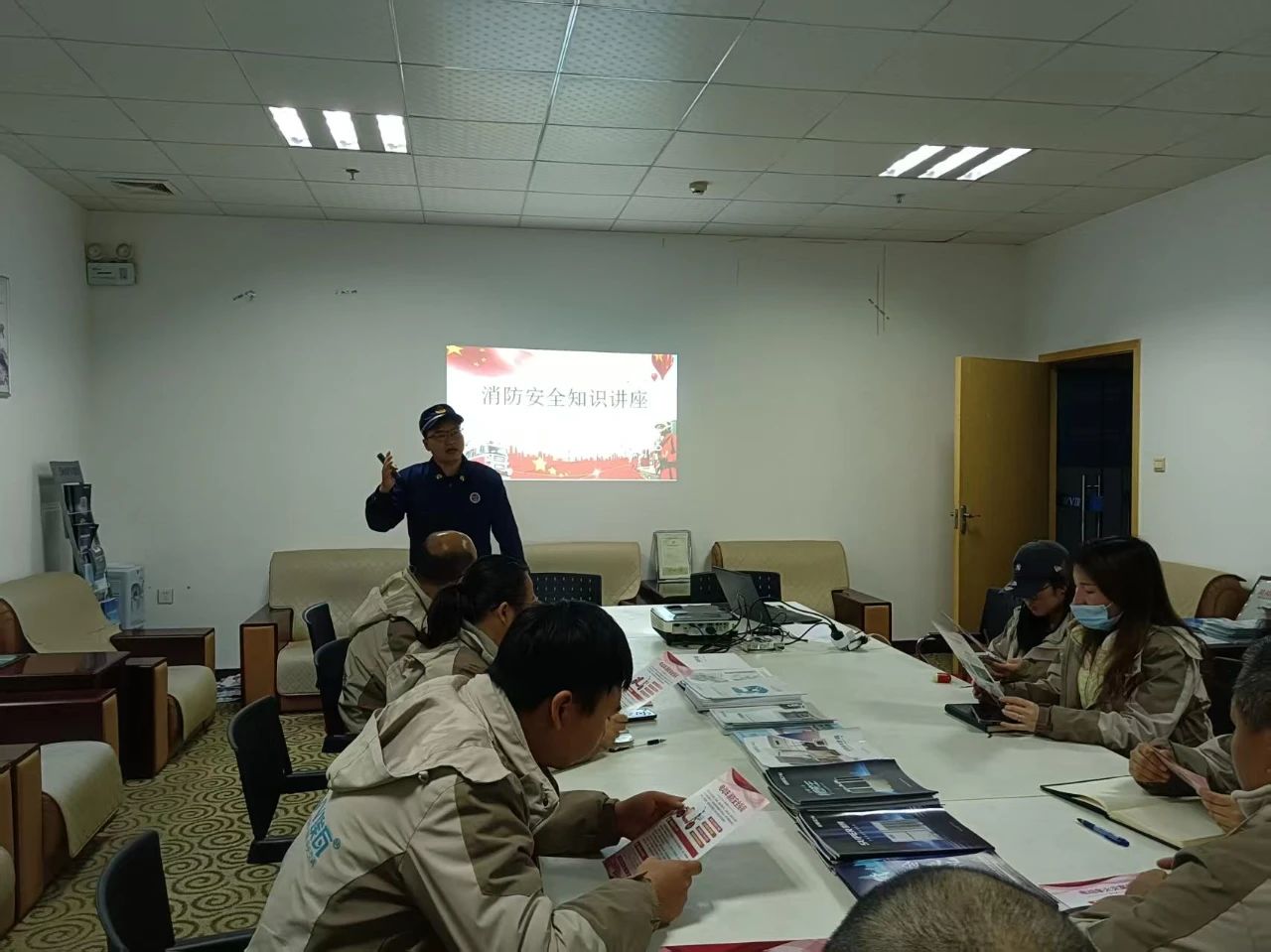 埃瓦新能源開展消防安全賦能行動 筑牢產(chǎn)業(yè)安全屏障